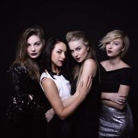 ULTRAMARINE GIRLS BAND