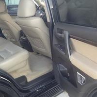 Toyota Land Cruiser 200 / BMW 740