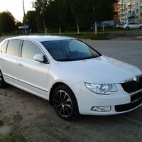 Весільний кортеж Skoda superb