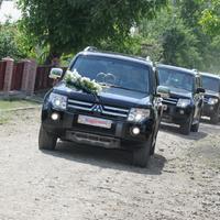 Весільний кортеж комфортабельними Mitsubishi Pajero Wagon 4 (в наявнос