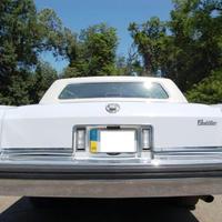 Прокат авто для урочистих подій Cadillac fleetwood